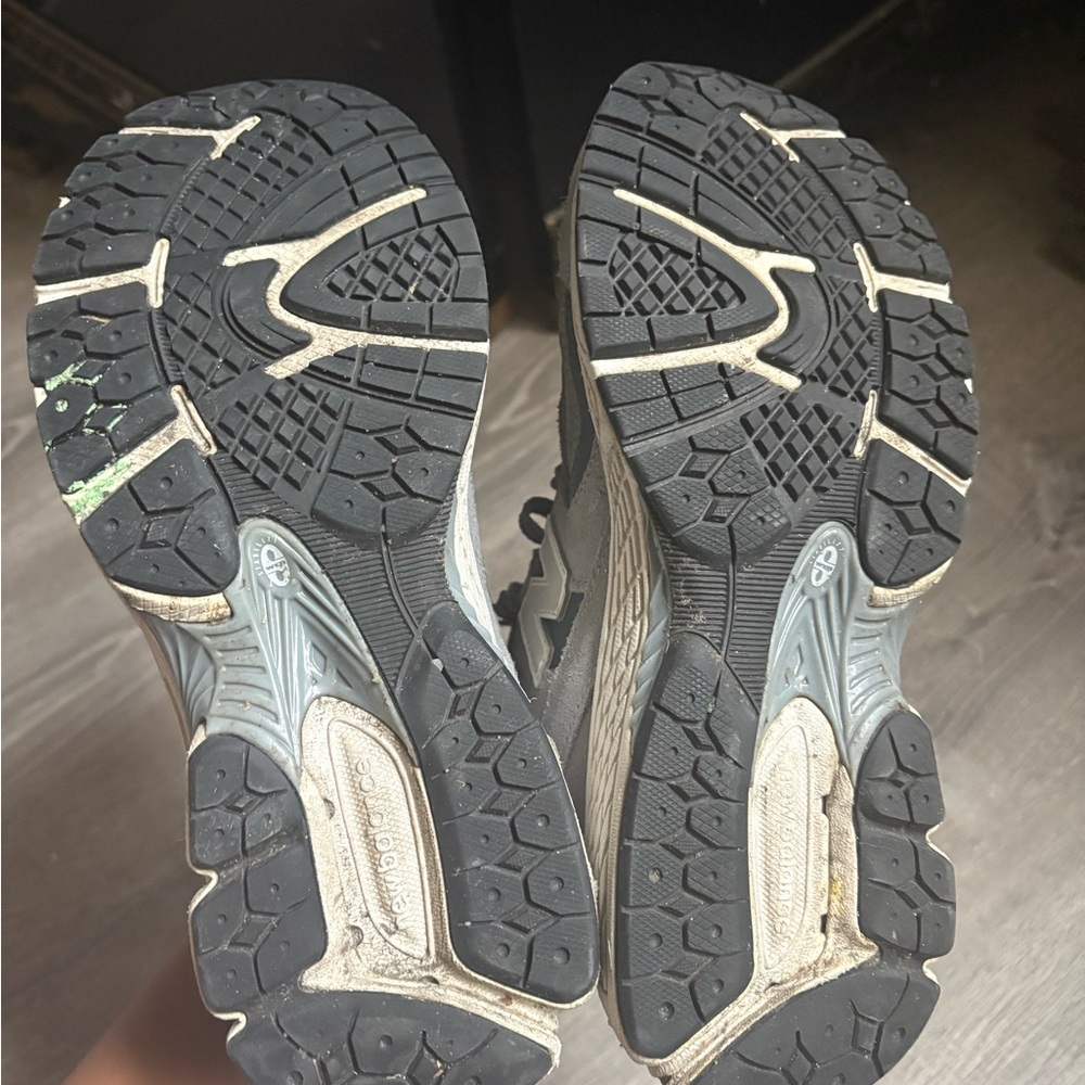 Gray Athletic Sneakers New Balance - Picture 5 of 10